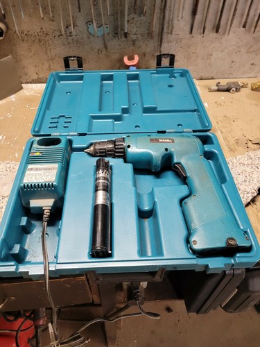 Makita 6011d 12v drive - 6011d,