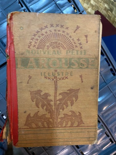 Ancien livre petit - ancien, larousse