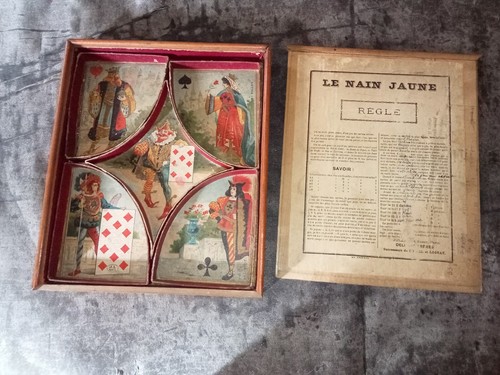 Ancien nain jaune coffret - ancien,