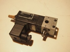 Distributeur pneumatique 3/2 BOSCH 0 820 005 151 0820005151 