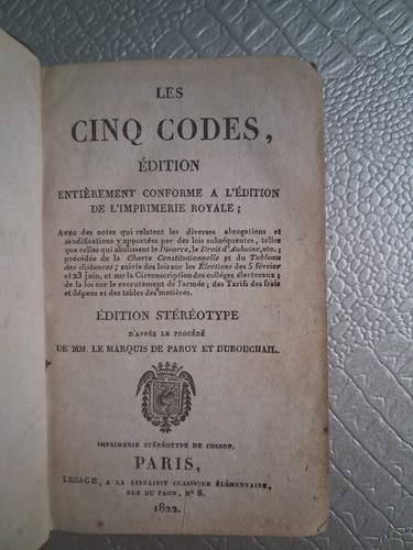 Ancien livre droit - ancien, livre,