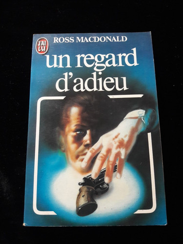 Regard adieu ross - un,