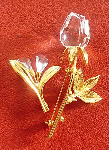 Lot bijoux dorés broches - bijoux,