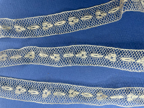 Dentelle ancienne fine - dentelle,