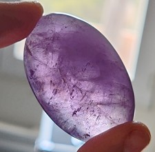 Galet en Améthyste pierre