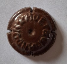 CAPSULE CHAMPAGNE ANCIENNE MOËT  ET CHANDON MARRON