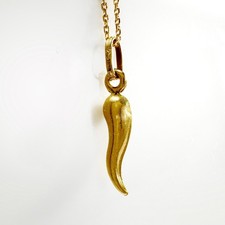 Vintage 18k Gold Lucky Cornicello Pepper Pendant