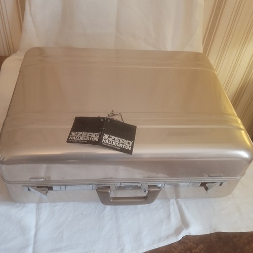 Valise halliburton grand - valise, ,