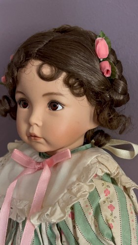 Gorgeous ashton drake doll - ashton,
