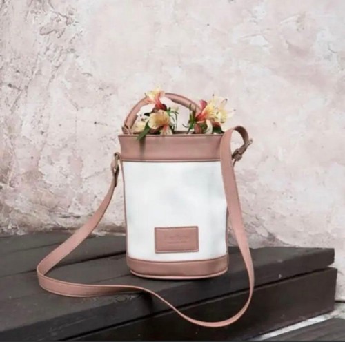 Sac seau lèvre - , toile