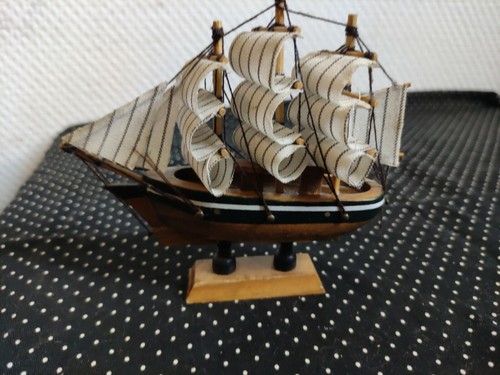 Ancienne petite maquette - ancienne,