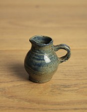 ancien petit pichet en terre cuite miniature bleu dinette