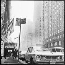 Tirage photo sur papier  argentique NEW-YORK VOITURE  1960 40x40cm