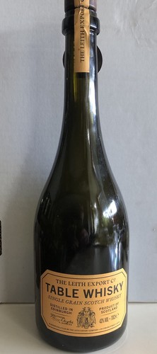 Bouteille vide table whisky - bouteille,