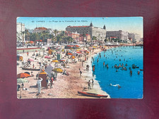 CPA CANNES LA PLAGE DE LA CROISETTE ET LES HÔTELS