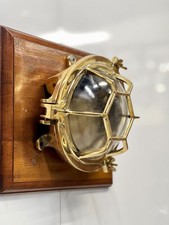 Ancien luminaire de pont