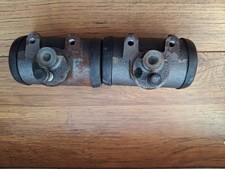 BERLIET STRADAIR 2 Cylindres de roue Avant  lockheed 621390  -Diamètre 50,8mm/