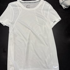 NIKE DRI FIT BREATHE TAILWIND