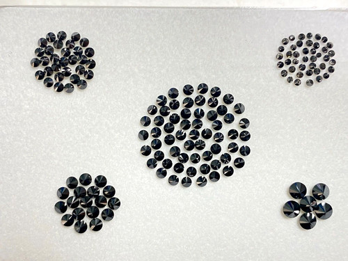 Diamant naturel noir - naturel,