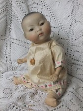 Adorable BéBé Asiatique AM 353   tête porcelaine_23 cm