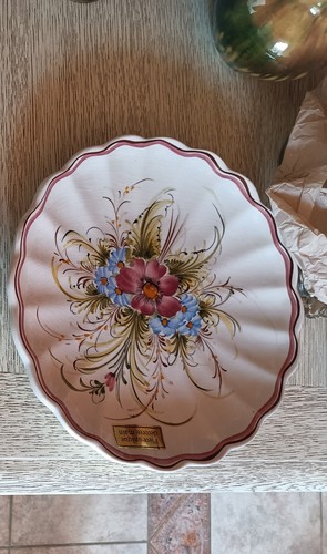 Assiette décorative - , à