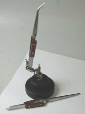 Troisième Main Base Avec Deux