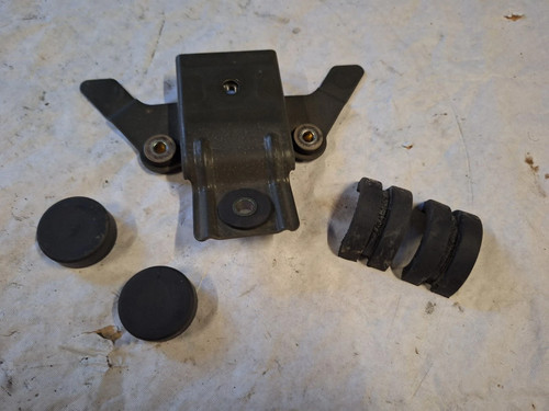 Supports reservoir suzuki 800 - supports,