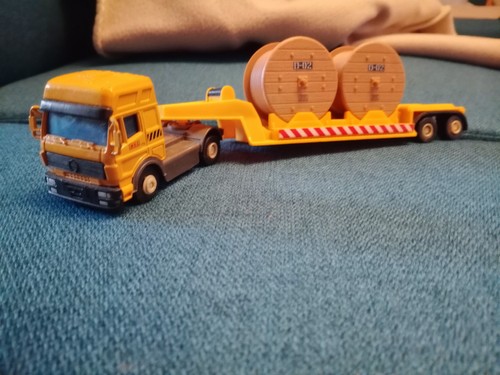 Mercedes semi convoi - mercedes,