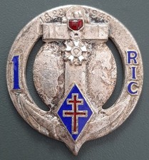 Relique insigne WW2 et Indochine 1° RIC INFANTERIE COLONIALE D. Bér.mauvais état