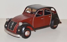 Voiture en Tôle Nostalgie Maquette de Ancienne Marque Citroen 2CV Canard L 33 CM