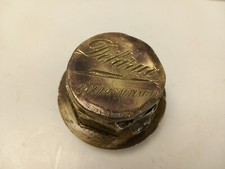 Ancien bouchon de moyeu