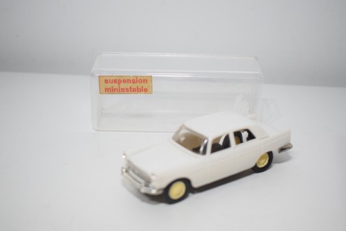 C13 minialuxe peugeot 404 - minialuxe,