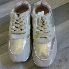 HELLINE Baskets basses dorées