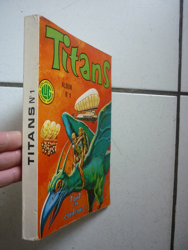 Edition lug reliure - reliure, titans
