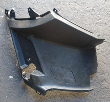 carénage sous selle droit origine PEUGEOT 50 KISBEE 2T INJECTION 2022