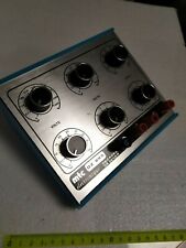 DECADE DE ZENER 6 Décades  0.75 à 1000 volts Bon de 0.75 volts