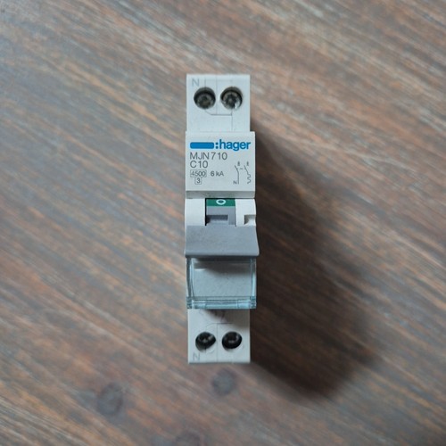 Disjoncteur hager mjn710 c10 - mjn710,