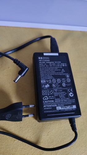 Chargeur secteur 19v - chargeur,