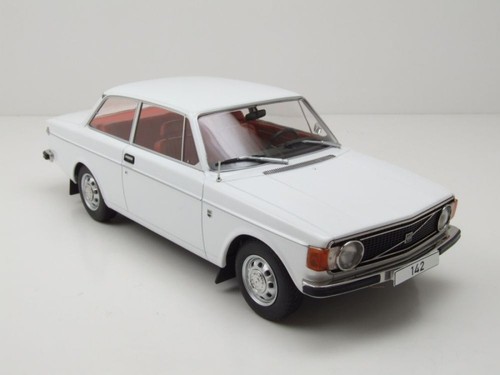 Volvo 142 white 1973 - volvo,