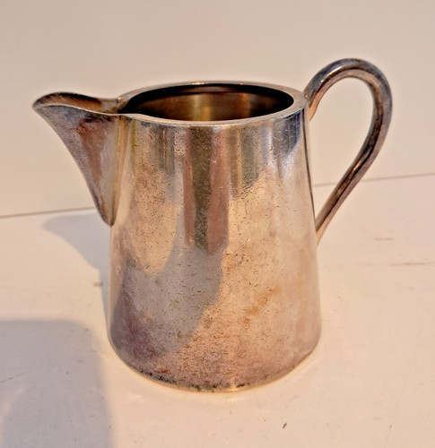 Pot lait métal - à,