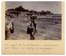China, Boxer, Peking, Soldat Américain en Tenue Négligée de Campagne vintage pri