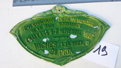 Ancienne plaque de - 19/,