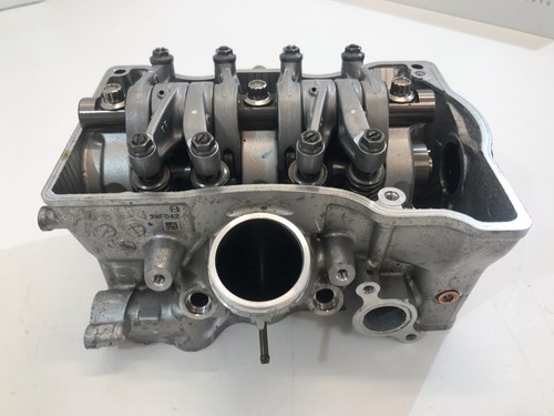 Tête moteur honda adv 750 - honda,