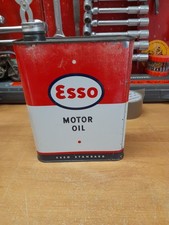 ancien bidon huile vide esso