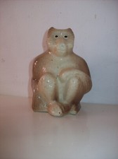 Ancienne tirelire singe ( babouin ) en barbotine 