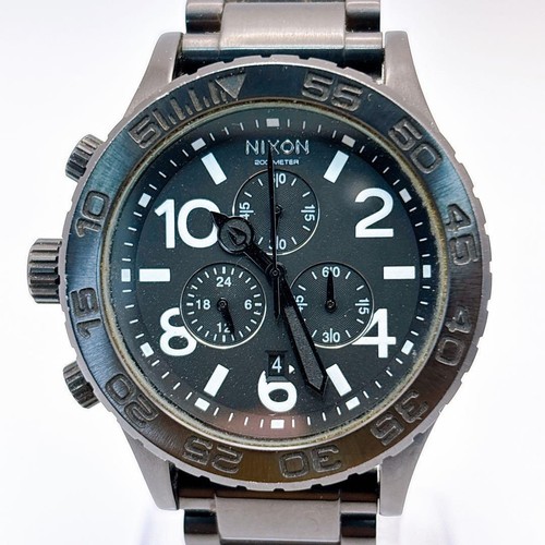 Montre chronographe quartz - à,