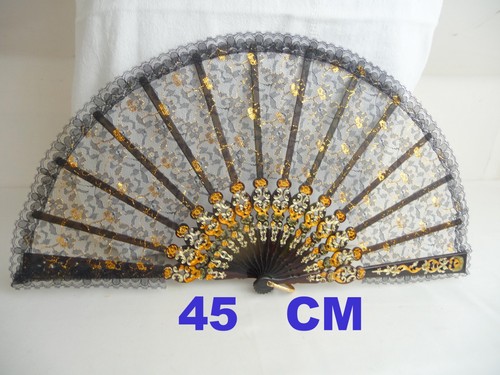 Eventail sur dentelle noir - sur,