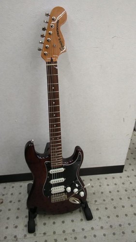 Guitare électrique squier - électrique,