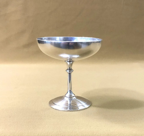 Coupe glace sur pied - coupe,