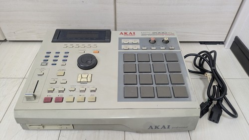 Akai mpc2000xl sampler - sampler, vintage